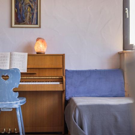 Ferienwohnung Am Samuelstein Bad Urach Dış mekan fotoğraf